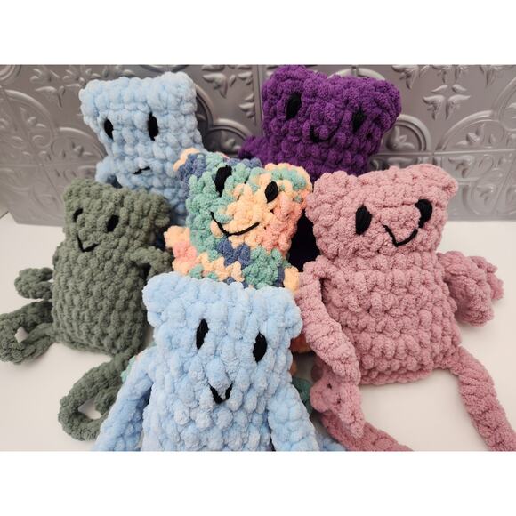Leggy Froggy - Large Handmade Crochet - Picture 1 of 2